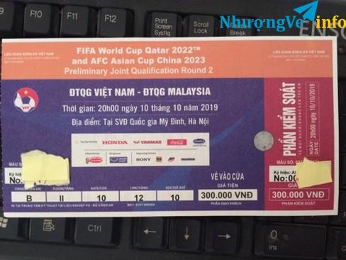 Ảnh bán 1 vé mệnh giá 300k trên VN- MALAYSIA Vip khan dai B tầng 2 cửa 10 đã có ve trên tay