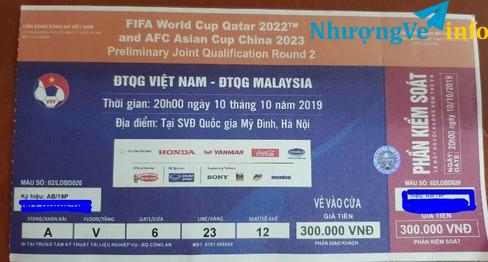 Ảnh Bán lại vé Khán A loại 300k với giá 900K (Không mặc cả)