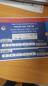 Ảnh bán vé đá bóng loại 400k