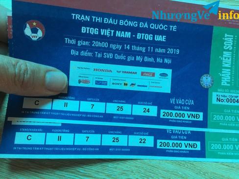 Ảnh Bán cặp vé 200k và 300k trận Việt Nam - UAE