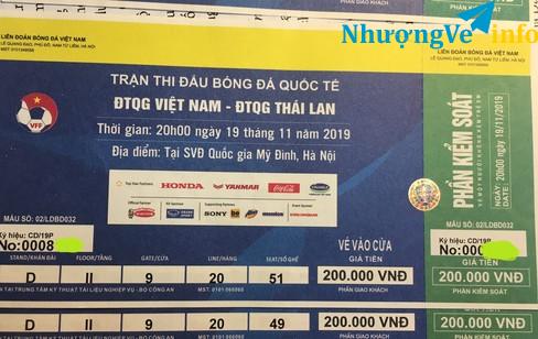 Ảnh Cặp vé bóng đá khán đài D