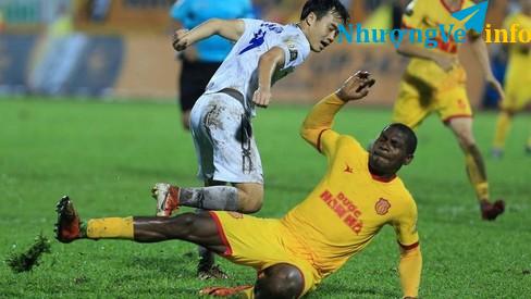 Ảnh Bán vé trận bóng đá giữa CLB Hoàng Anh Gia Lai và Nam Định FC tại vòng loại Cup Quốc Gia 2020