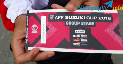 Ảnh Bán 2 cặp siêu đẹp khán đài B tầng 2 giá 2,8 triệu cặp